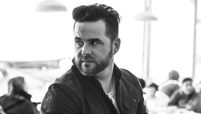 David Nail to Spread Holiday Cheer with Campfire Christmas Tour