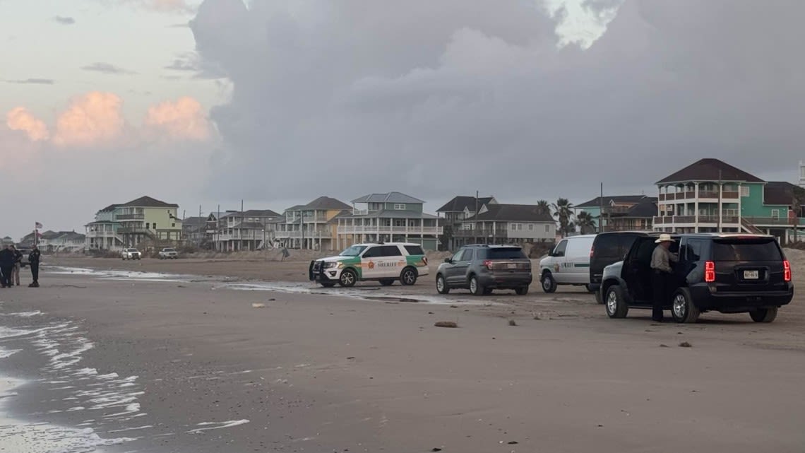 Galveston County deputies investigating after body of 45-year-old man found on Crystal Beach early Tuesday morning