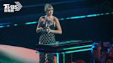 網虧禮服像「水果網袋」沒差... 泰勒絲橫掃歐洲MTV「4大獎」