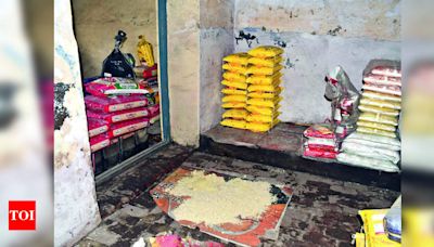 Arhat Bazaar in Dehradun Faces Financial Losses Due to Rains | Dehradun News - Times of India