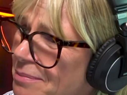 Zoe Ball fights back tears with emotional message on 1st show since mum's death