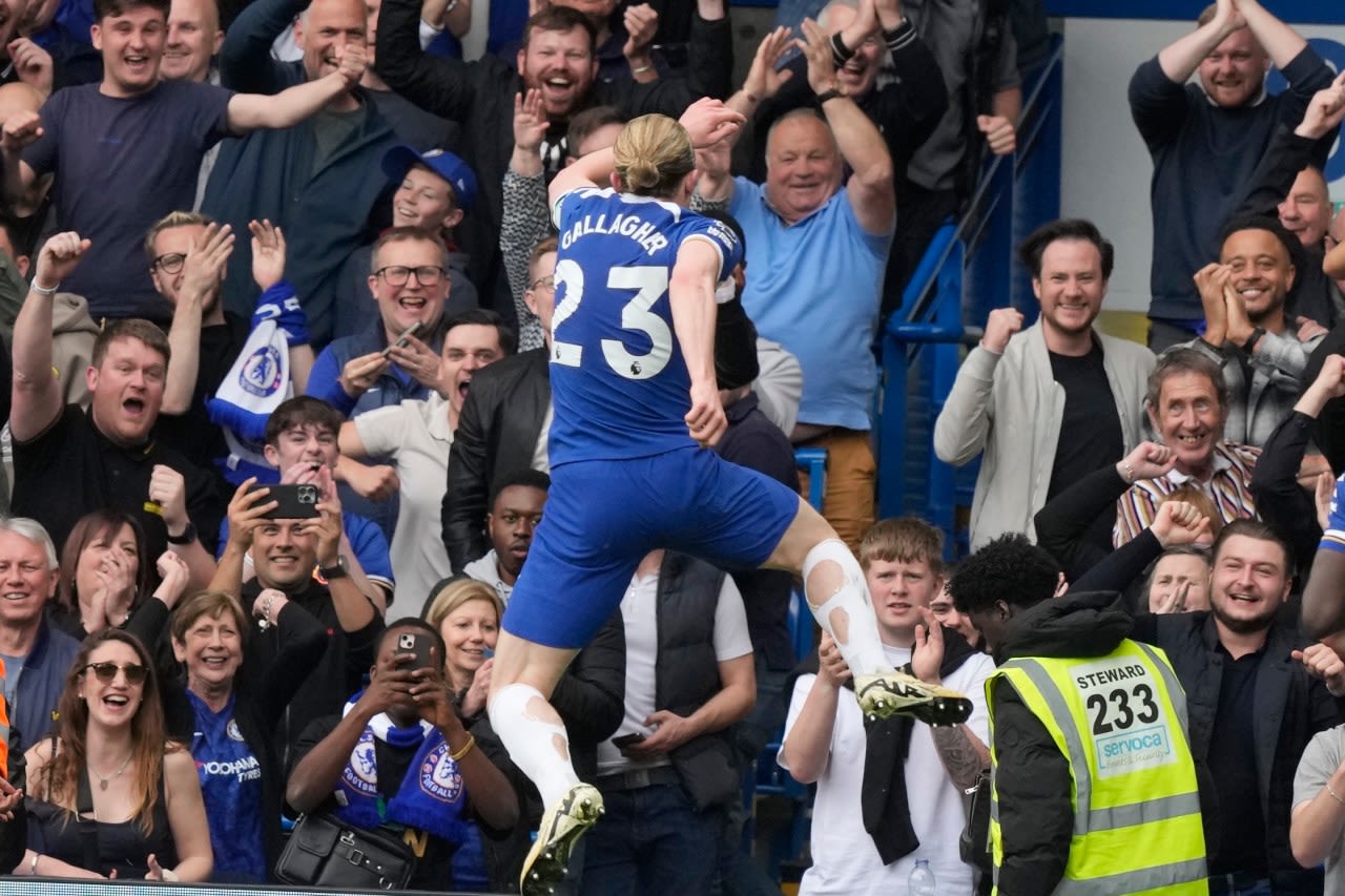 Aston Villa slips up in race for Champions League after 1-0 loss at Brighton