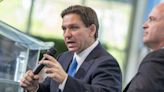 DeSantis firma proyecto de ley que elimina estudios de diversidad racial en universidades