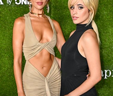 Eiza González y Camila Cabello deslumbran con sus looks en gala benéfica en Francia