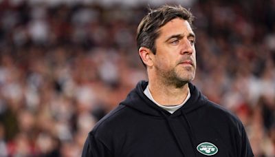 Rodgers 'doing everything' during Jets OTAs