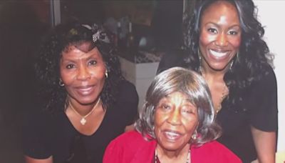 Friends of Grammy-winning singer Mandisa honor her life