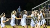 Monday soccer playoff roundup: Vestavia Hills girls upset Spain Park