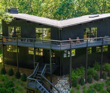 A Celebrity Hairstylist Trims Her Real Estate Portfolio, Listing a $3 Million Home in the Hamptons