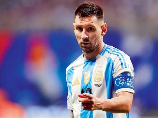 Leo Messi becomes most capped player as Argentina defeat Canada 2-0