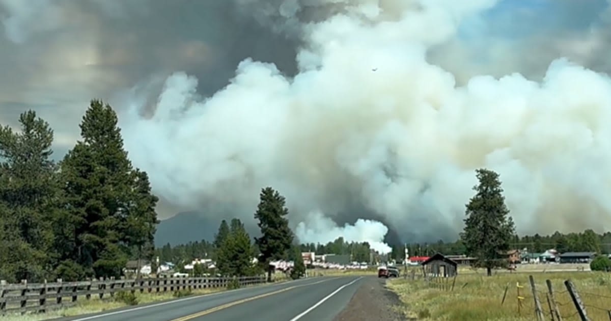 Growing wildfire in central Oregon chars over 250 acres, prompts evacuations