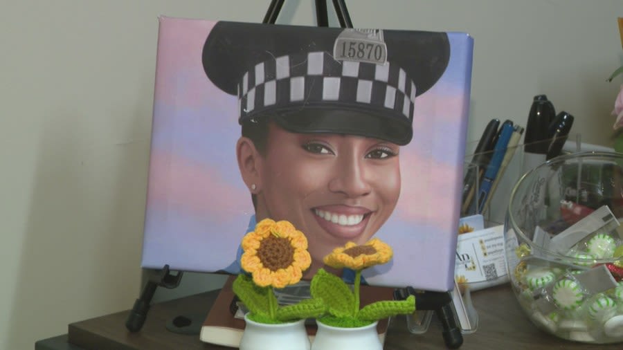 Loved ones honor life of fallen CPD officer 1 year after murder