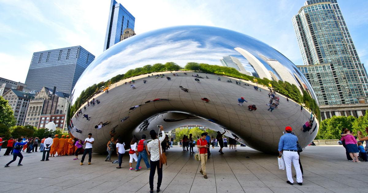 "The Bean" in Chicago's Millennium Park reopens to public after nearly year-long renovation