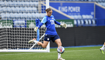 Sunderland sign Championship-winning goalkeeper Lambourne