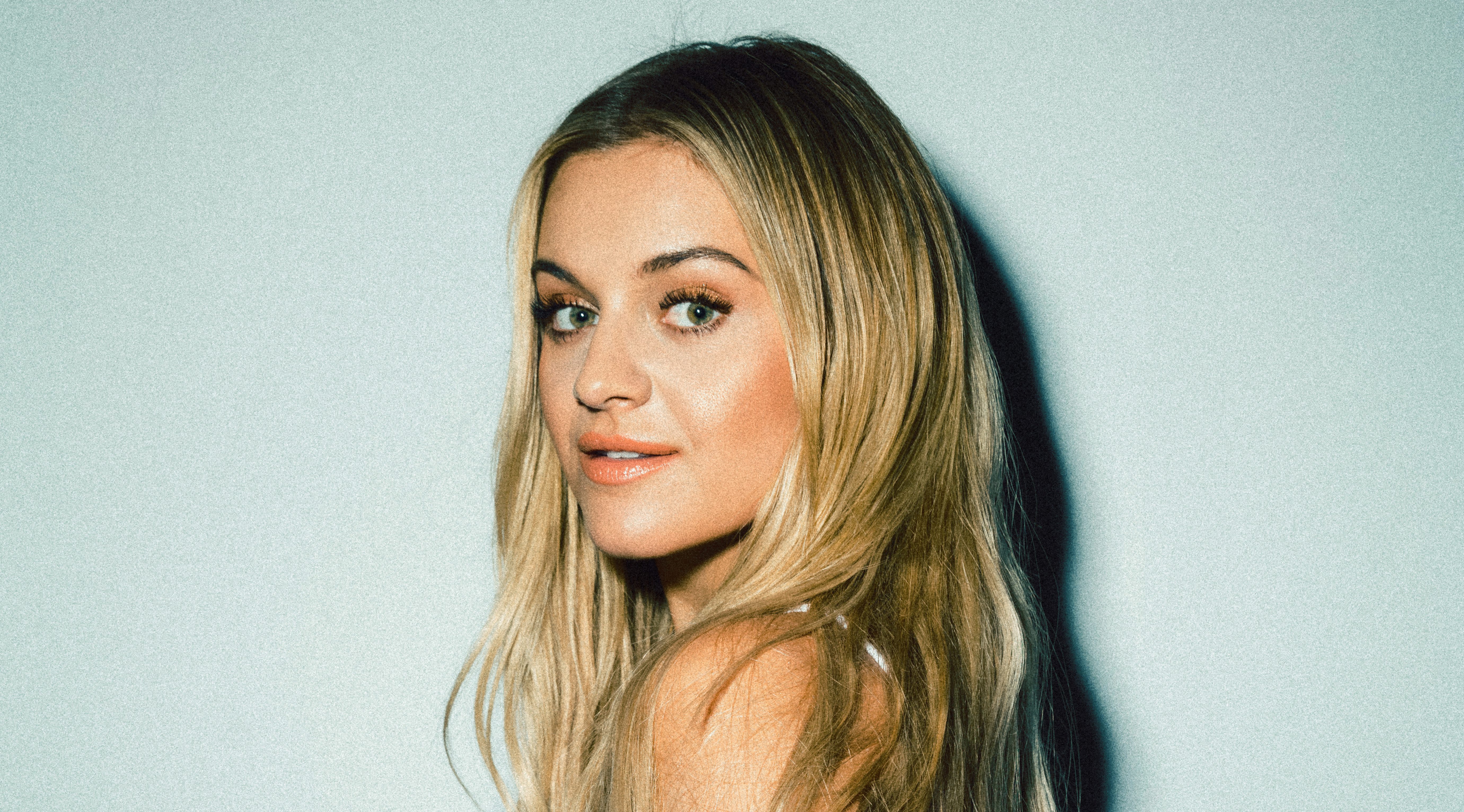 Kelsea Ballerini Gets Restraining Order Against Fan Release Of Unfinished Music