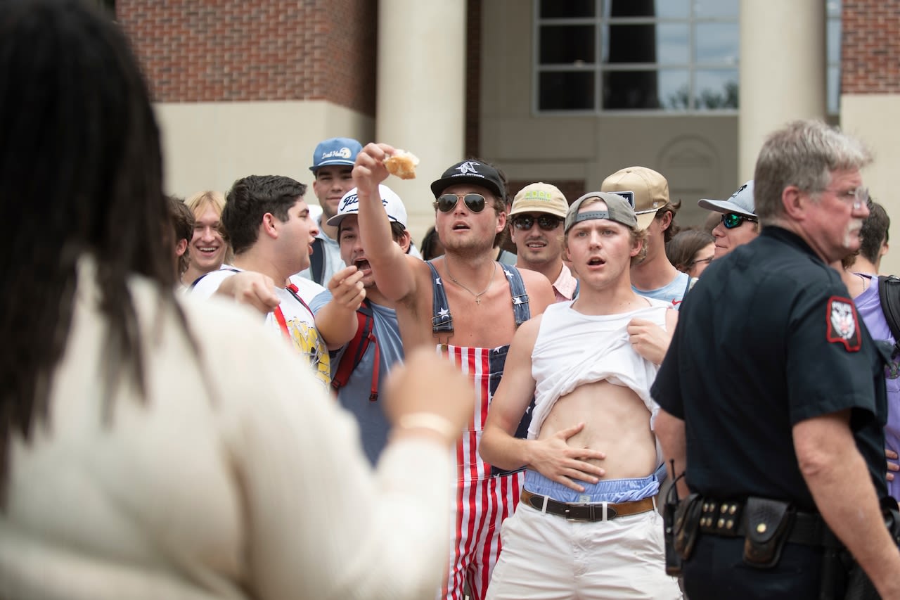 Roy S. Johnson: College protests recall when 294 anti-apartheid Stanford protesters were arrested; I was there