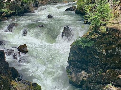 Upper Rogue River a perfect summer weekend escape