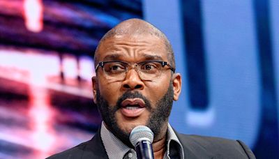 Tyler Perry calls alleged airport racial profiling ‘an affront to our dignity’