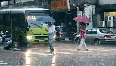 雷聲大作！午後大雷雨開炸 10縣市豪大雨特報恐下到晚上