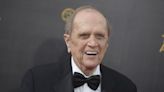 Bob Newhart, ícone da comédia americana, morre aos 94 anos