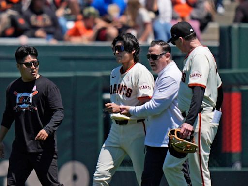 Jung Hoo Lee injury: Giants outfielder to undergo season-ending shoulder surgery after crashing into wall