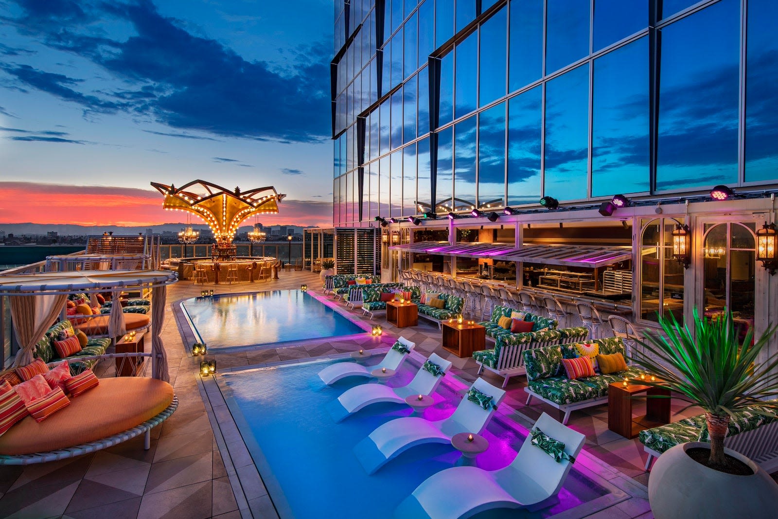 11 best hotels for nightlife — from popular nightclubs to swanky lounges - The Points Guy