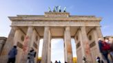 Berlin demands €142,000 from Brandenburg Gate paint attackers