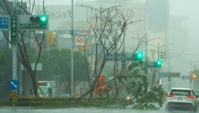 Taiwan cleans up after Typhoon Krathon batters south