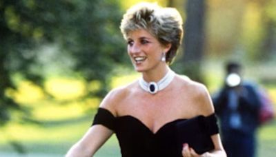 La historia detrás del icónico vestido de la venganza de la princesa Diana - La Tercera