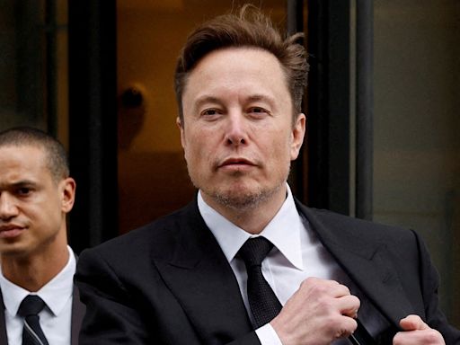 Elon Musk ordered to testify again in US SEC probe of Twitter takeover