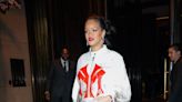Rihanna celebra su maternidad modelando la nueva colección de lencería Savage X Fenty