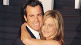 Friendly Exes! Jennifer Aniston and Justin Theroux Hug in Sweet NYC Reunion