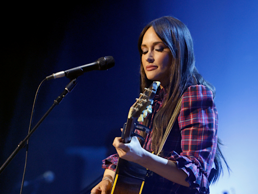 Watch: Kacey Musgraves Debuts Kaleidoscopic, 70s-Inspired Visual As She Pays Tribute To Late Legend | iHeartCountry Radio