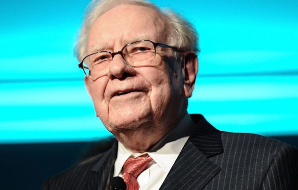 Warren Buffett's Berkshire Hathaway annual shareholders meeting is coming soon. 3 things to watch