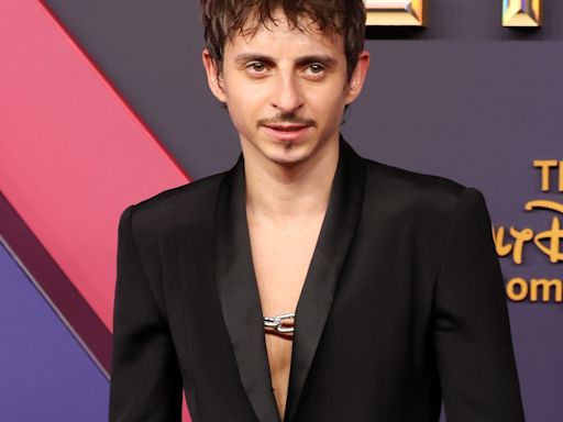 2024 Emmys: Hannah Montana's Moisés Arias Proves He's Left Rico Behind - E! Online