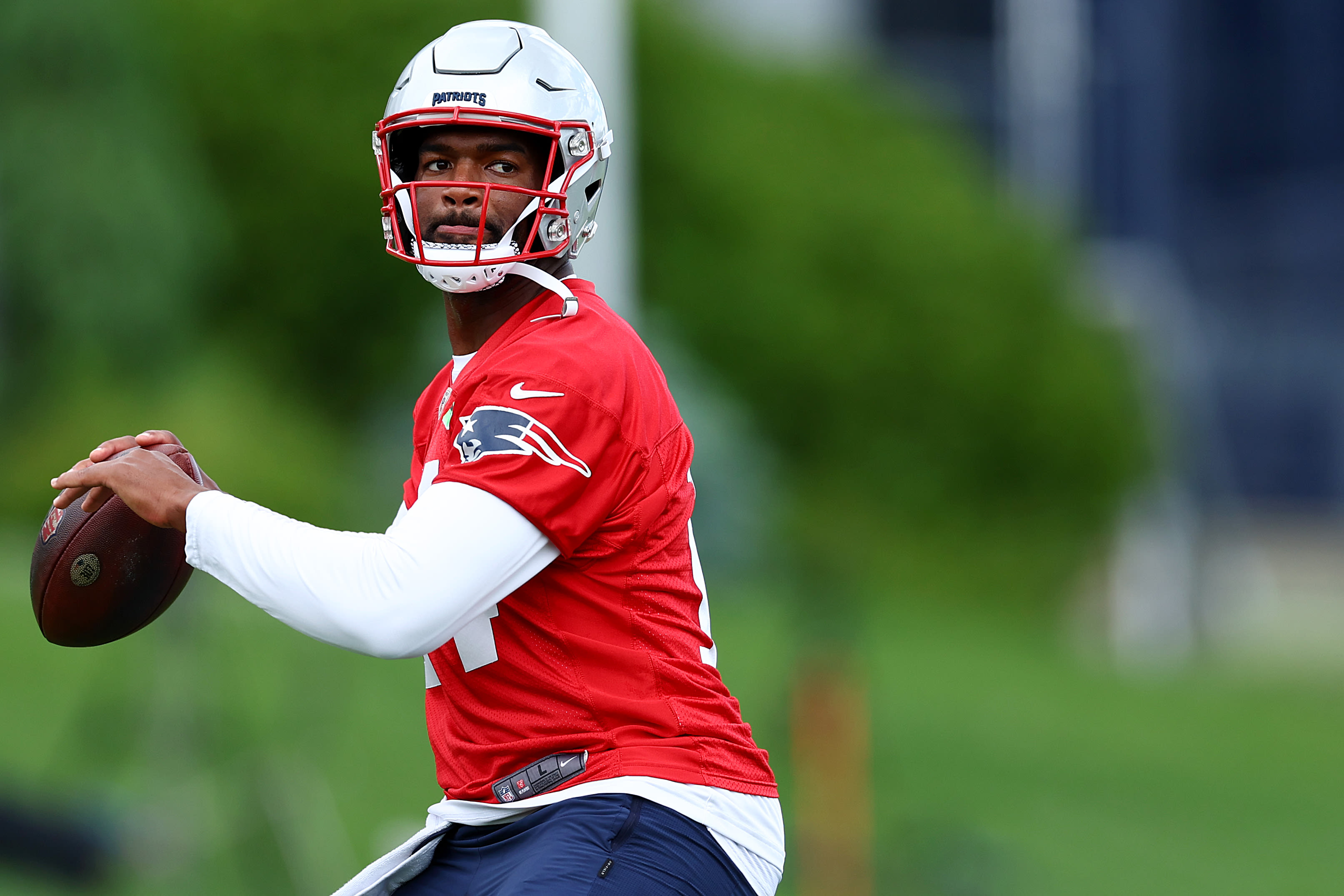 Jacoby Brissett enters training camp as Patriots' starting QB, but Drake Maye 'absolutely' has shot at job