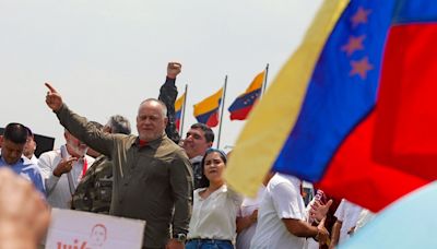 El chavismo pide a su militancia seguir sumando fuerzas para las presidenciales