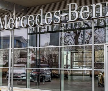 „Schlag ins Gesicht“ der Mitarbeiter - Betriebsrat strikt gegen Verkauf der Mercedes-Benz-Autohäuser