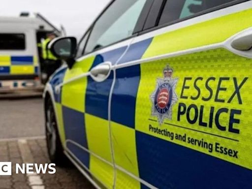 Group of cars halt M11 traffic in Essex for second day