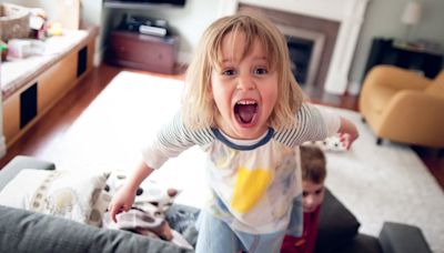 7 Common Phrases That May Unintentionally Spoil Your Kids