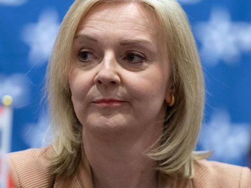 Blue Plaque Put Up At Supermarket Where The Lettuce That Beat Liz Truss Was Bought