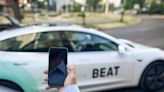 Beat, la app griega que llegó a competir con Uber, cierra su operación en la Argentina