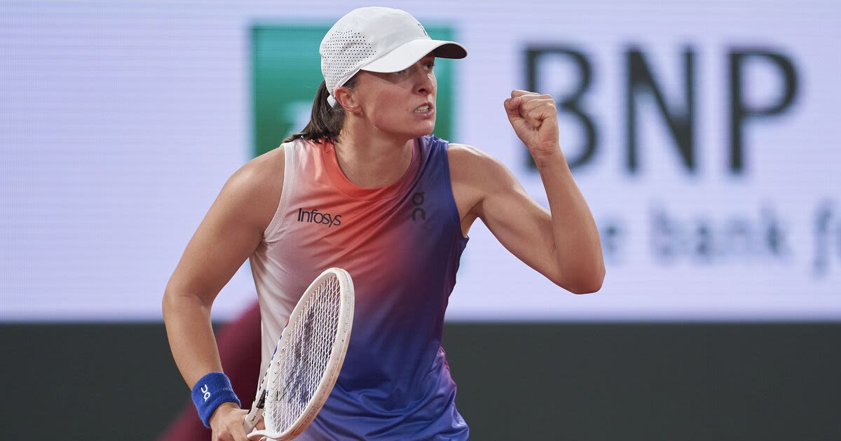 Iga Swiatek avoids French Open upset as Osaka produces statement performance