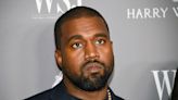 Kanye West es demandado por su ex guardia de seguridad por discriminación - La Opinión