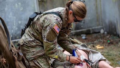 US Army captain becomes first female nurse to graduate from the Army’s elite Ranger Course