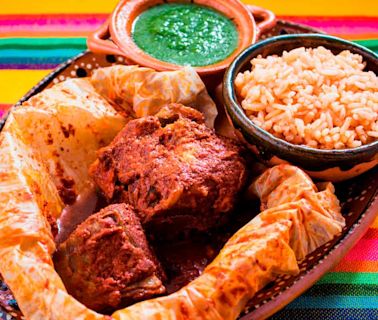 Mixiote de Conejo: receta típica mexicana. ¡Atrévete a prepararla!