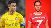 VIDEO: Cristiano's supportive girlfriend! Georgina Rodriguez walks runway in bizarre Man Utd-inspired 'Ronaldo 7' signed dress at Vetements' Paris Fashion Week show | Goal.com United Arab...