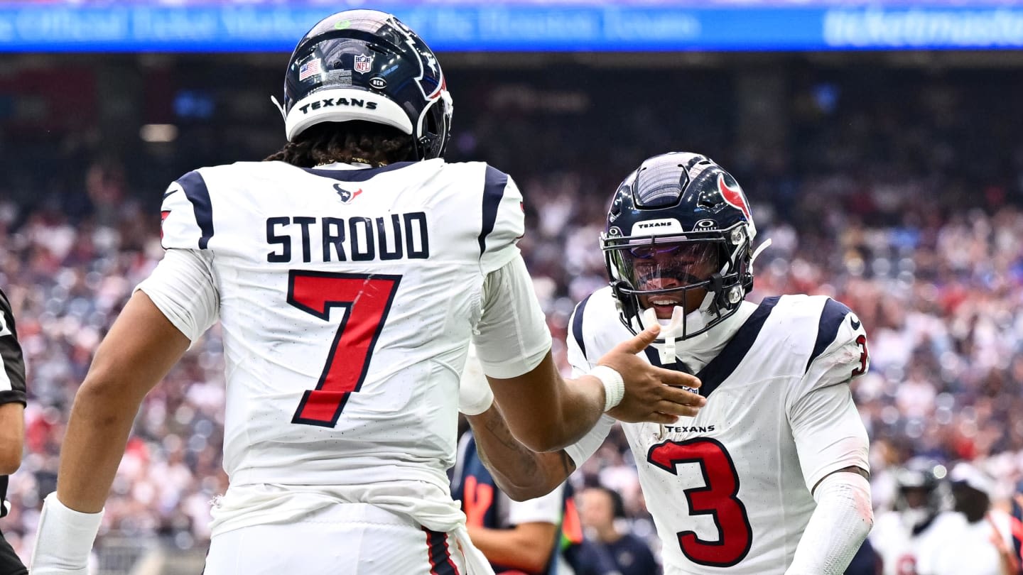 LOOK: Texans QB C.J. Stroud Working Out in Miami With Teammates Before Training Camp