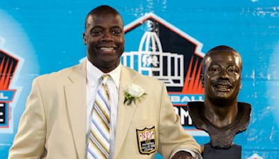 Washington Commanders will retire Hall of Fame cornerback Darrell Green's No. 28 next season