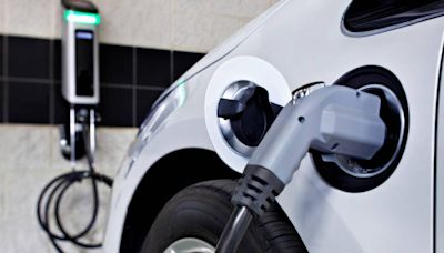 La cara b de los coches eléctricos: un estudio desvela los altos precios de algunas reparaciones y repuestos