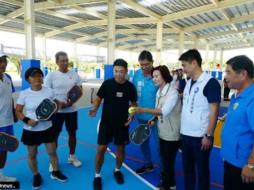 宜蘭運動公園光電風雨球場啟用匹克球推廣成了新興運動